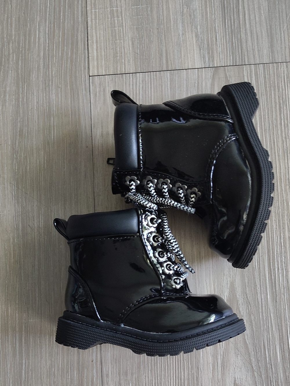 wonder nation Black Patent Lace-Up Kids Boots